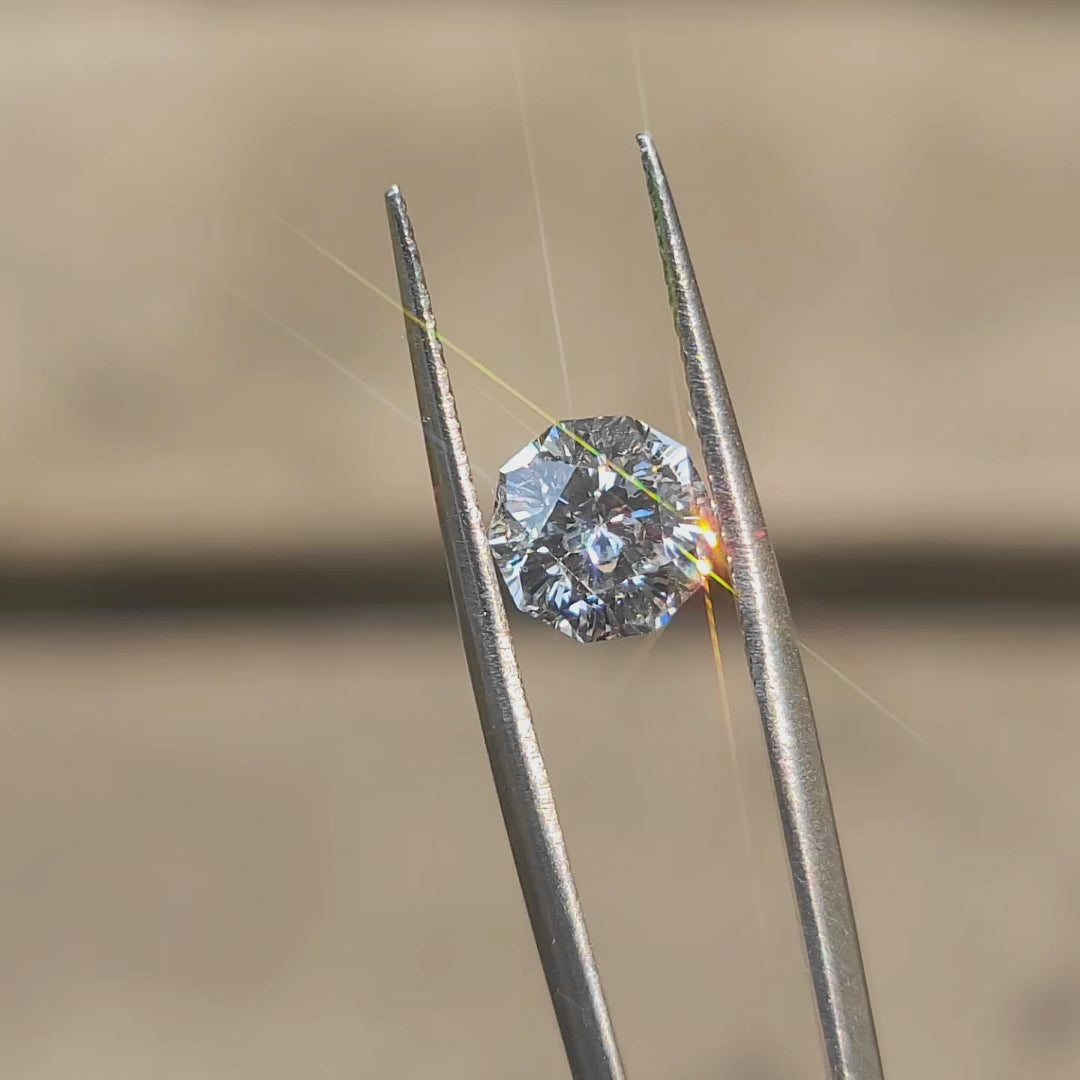 Sunlight video showcasing sakura cut's lab diamond floral pattern reflections