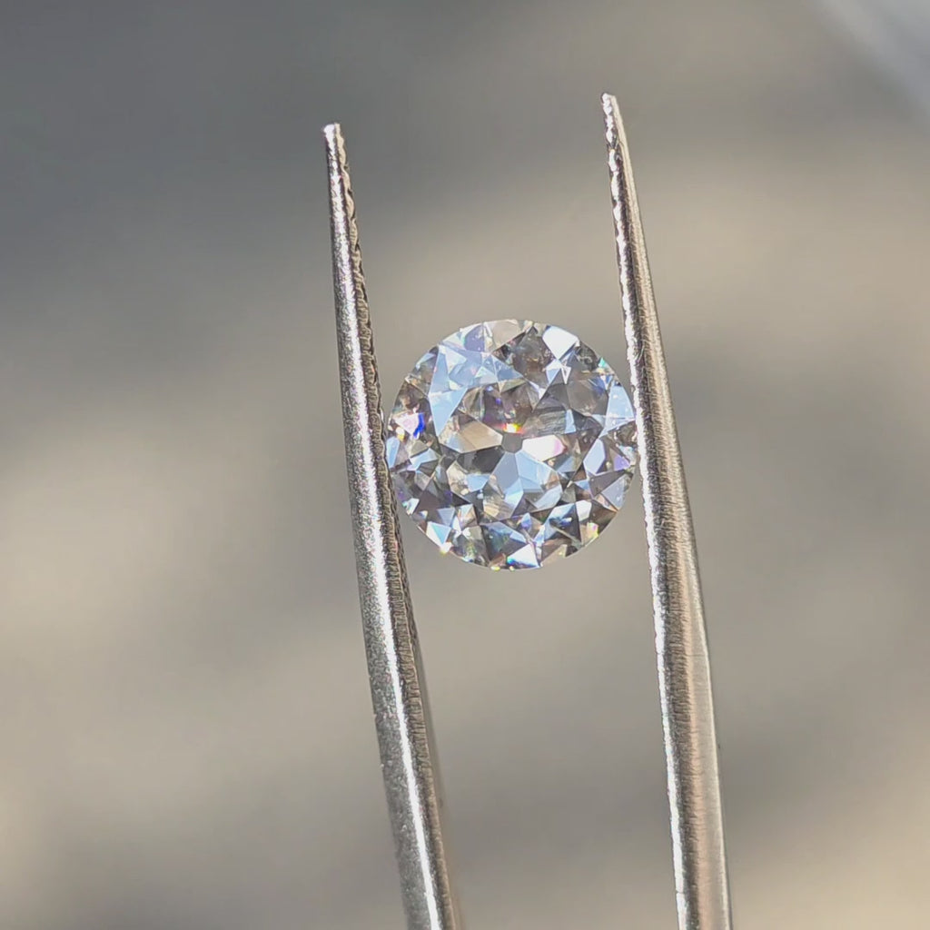 DovEggs Round OEC Moissanite loose stone in sunlighting