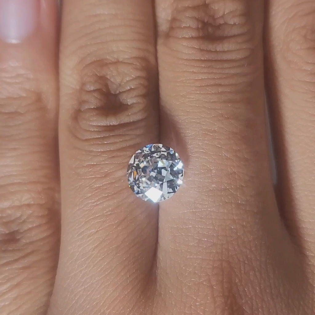 Romantic light video of 2.075ct round rose cut diamond