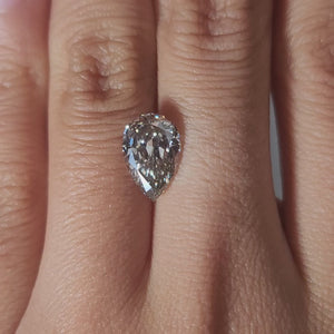 Designer jewelry video of 2.31ct gray-brown pear diamond