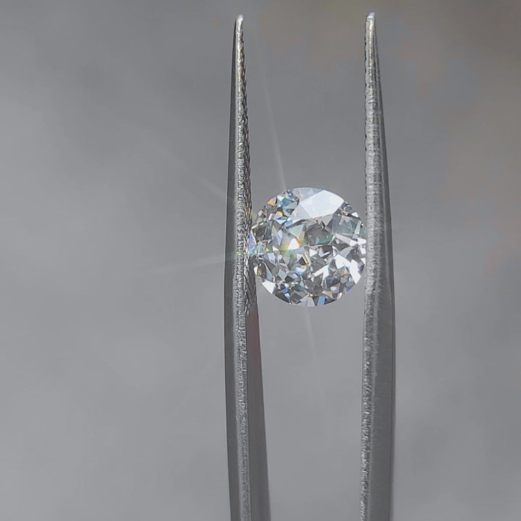 Sunlight video showing 2.075ct rose cut's domed facets and brilliance
