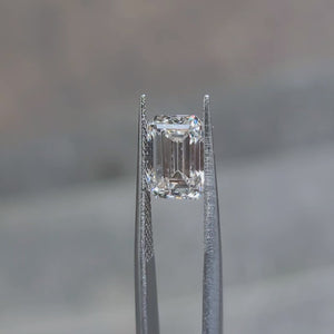 3.17ct emerald cut F color diamond video showing near-colorless clarity outdoors