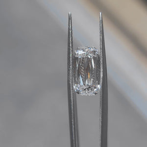 5.114ct elongated cushion diamond's modified facets in natural light