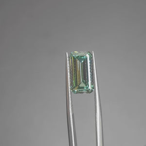 Color intensity video of 5.102ct fancy vivid green emerald cut lab diamond