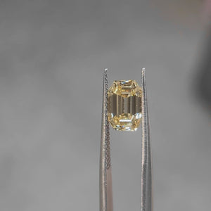 2.48ct Emerald Fancy Vivid Yellow diamond in natural light