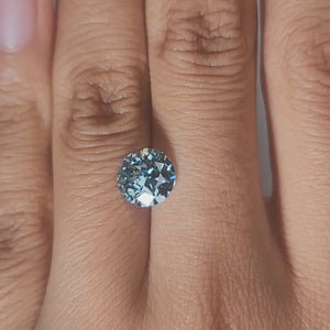 Close-up of 8.13mm diamond's excellent symmetry