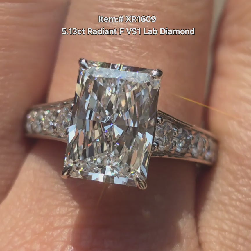 DovEggs radiant lab diamond sparkling in sunlight video