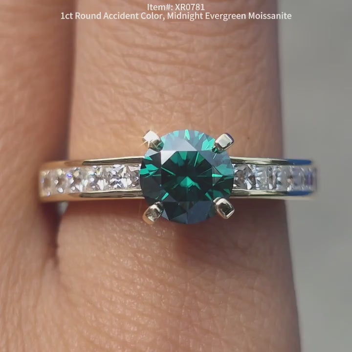 Doveggs round channel set midnight evergreen moissanite engagement ring video in sunlight