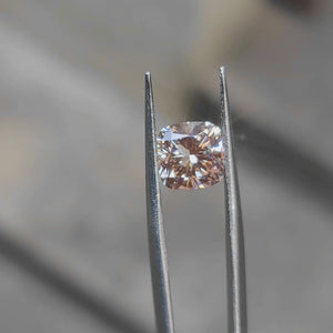 Sunlight: "2.72ct Cushion pink diamond’s brilliance under direct sunlight
