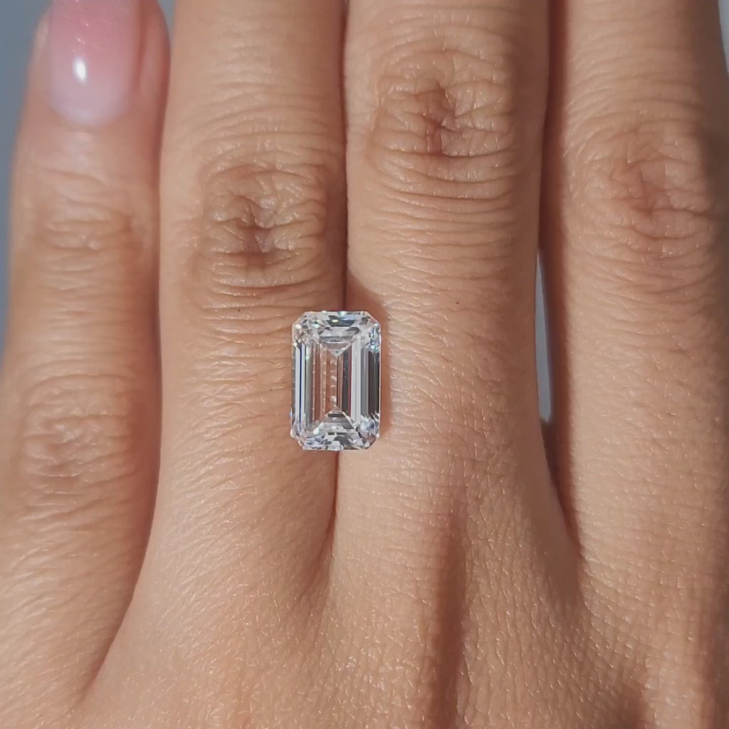 Elegant video of 3.21ct emerald diamond in warm lighting