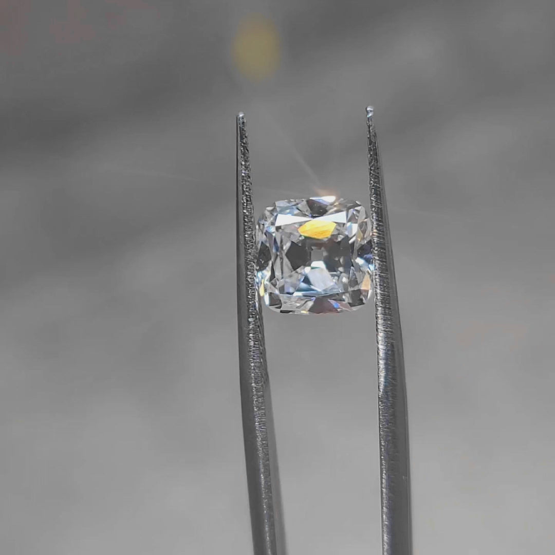 2.56ct Cushion Old Mine Cut diamond’s fire in sunlight