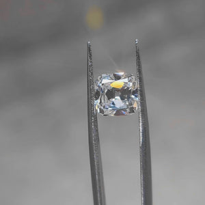2.56ct Cushion Old Mine Cut diamond’s fire in sunlight