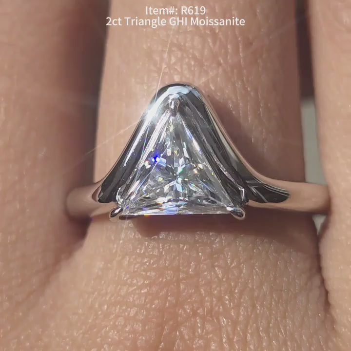 DovEggs triangle moissanite ring sparkling in sunlight video