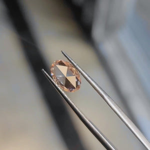 Sunlight video showing 1.69ct rose cut's unique faceting and pink hue