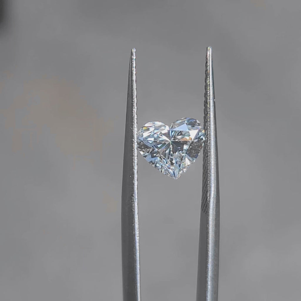 Sunlit romantic video of 1.60ct heart F color VVS2 diamond