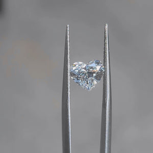 Sunlit romantic video of 1.60ct heart F color VVS2 diamond
