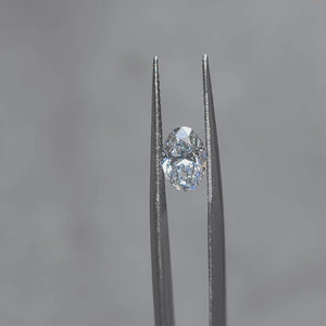 1.03ct oval D color lab diamond's brilliance in sunlight video