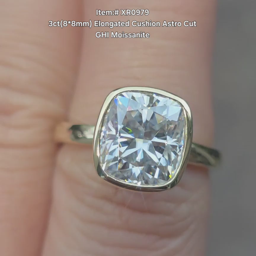  DovEggs Astro elongated cushion moissanite ring sparkling in sunlight video