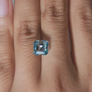 shaped light pattern video in 8.00mm square diamond
