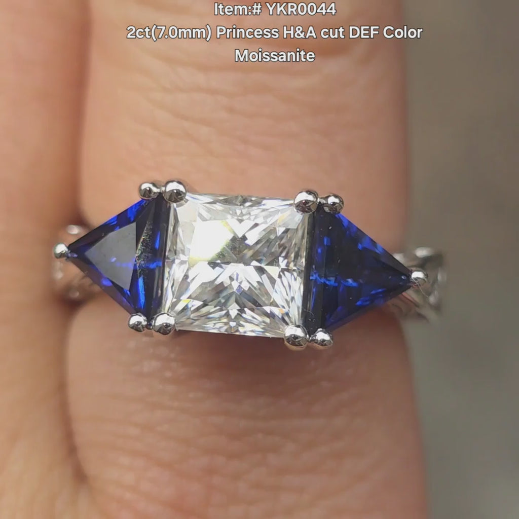  DovEggs Princess moissanite ring sparkling in sunlight video