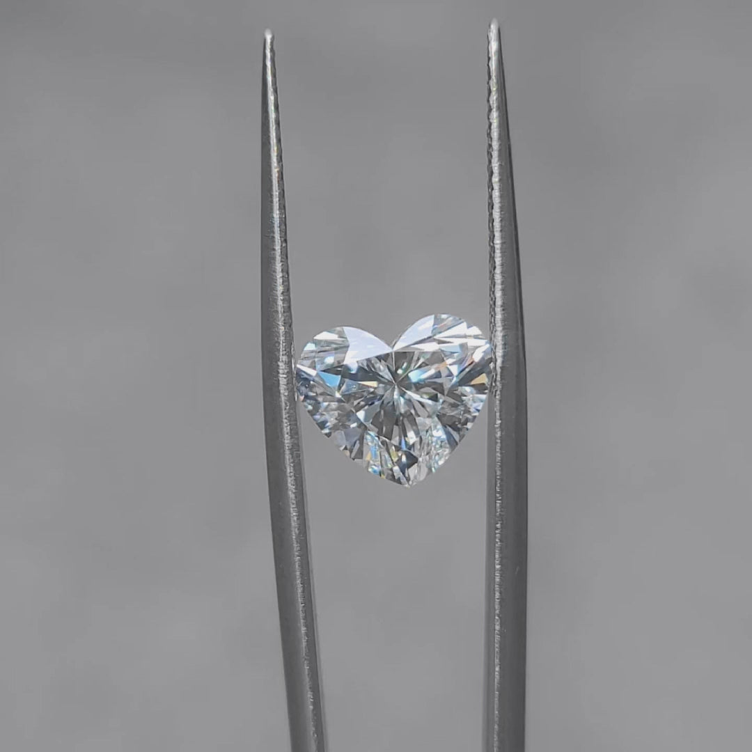 Sunlit video of 3.35ct heart diamond's elegant curves