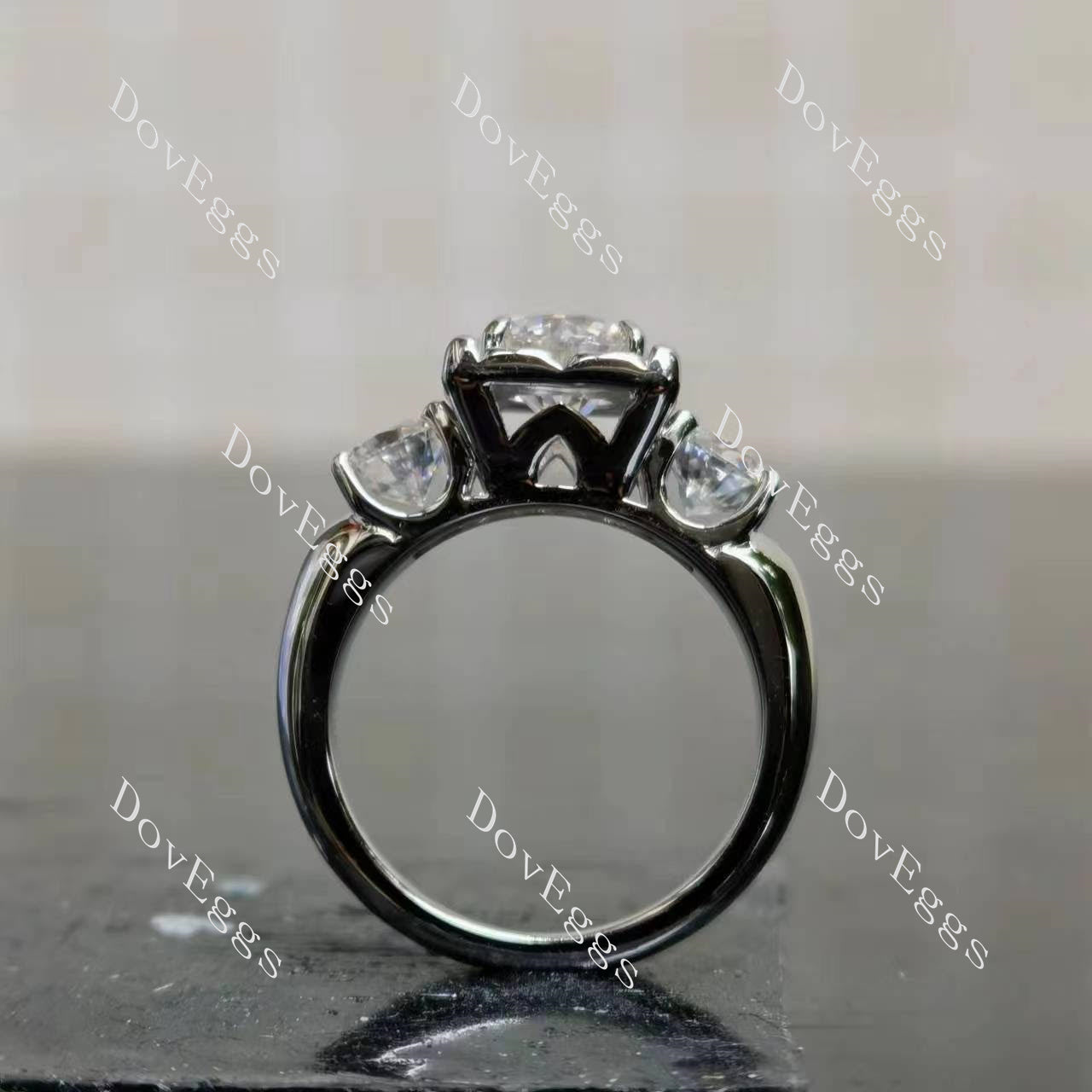 (size 4.25) Doveggs sterling silver 1ct round moissanite bridal set(2rings)