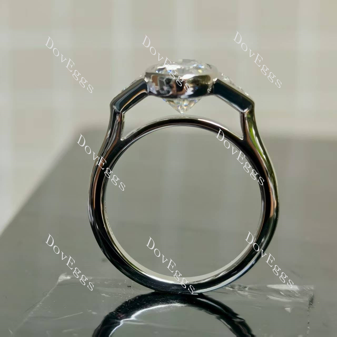 (Size 8) Doveggs sterling silver 3ct elongated oval moissanite engagement ring
