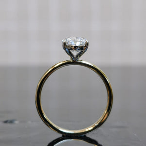 Semi mount for 2.75ct oval Stone