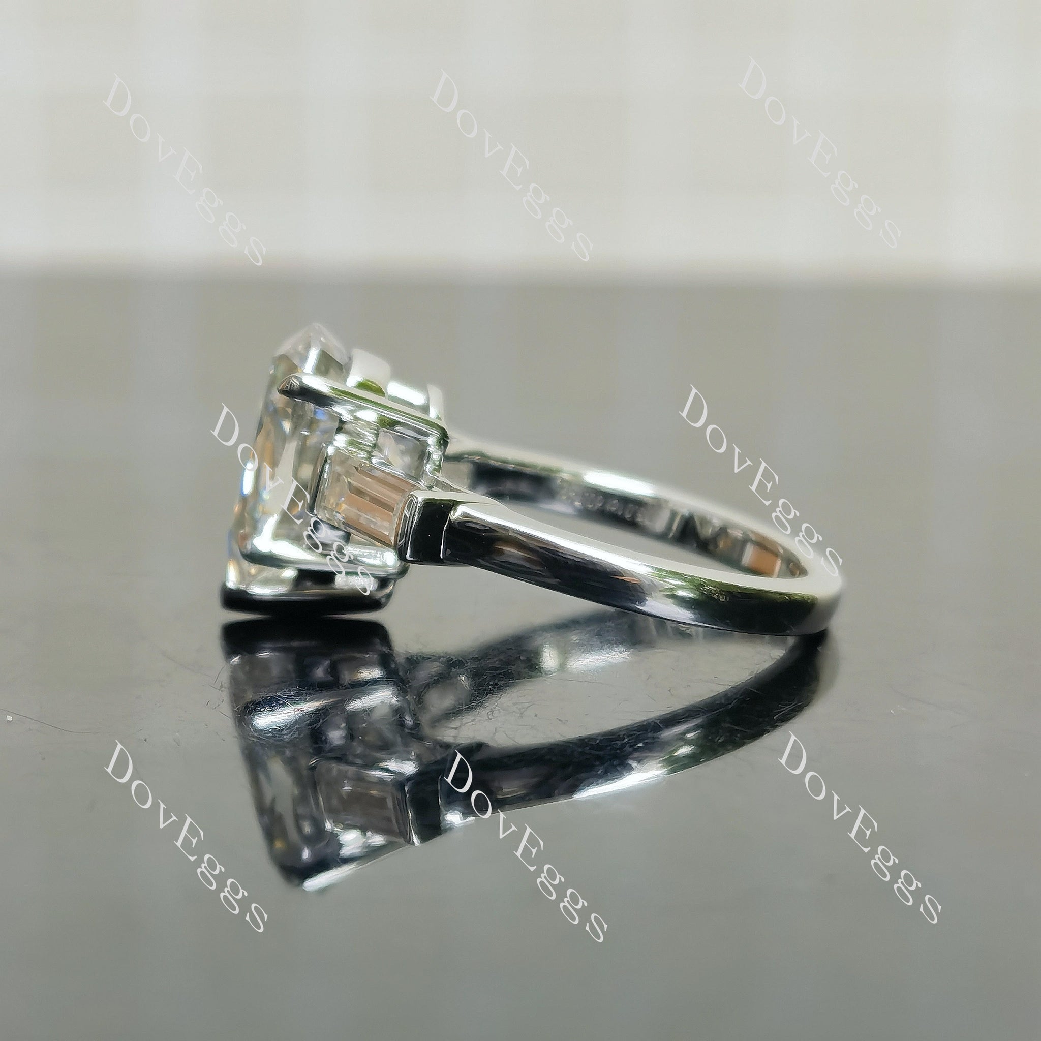 (size 6.25) Doveggs sterling silver 5ct pear moissanite ring