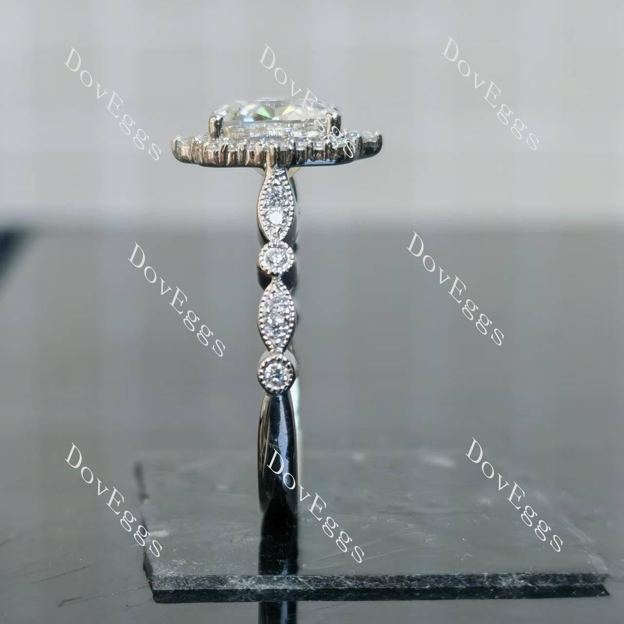 (size 6.25) Doveggs sterling silver 2ct elongated cushion moissanite engagement ring
