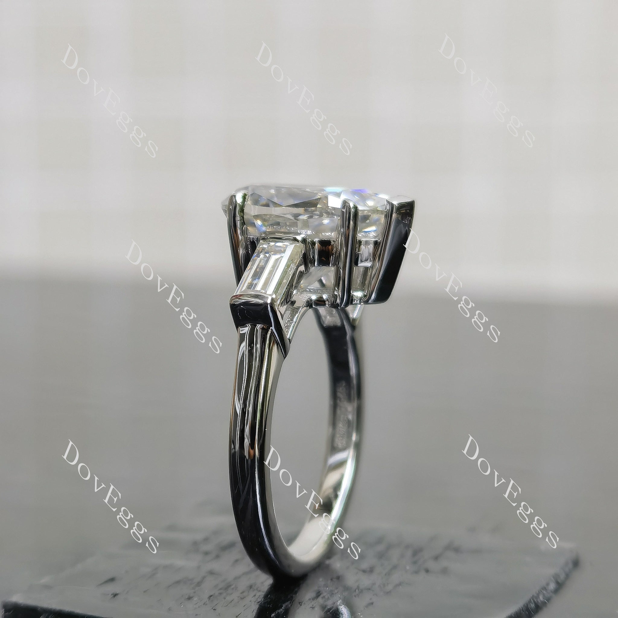 (size 6.25) Doveggs sterling silver 5ct pear moissanite ring