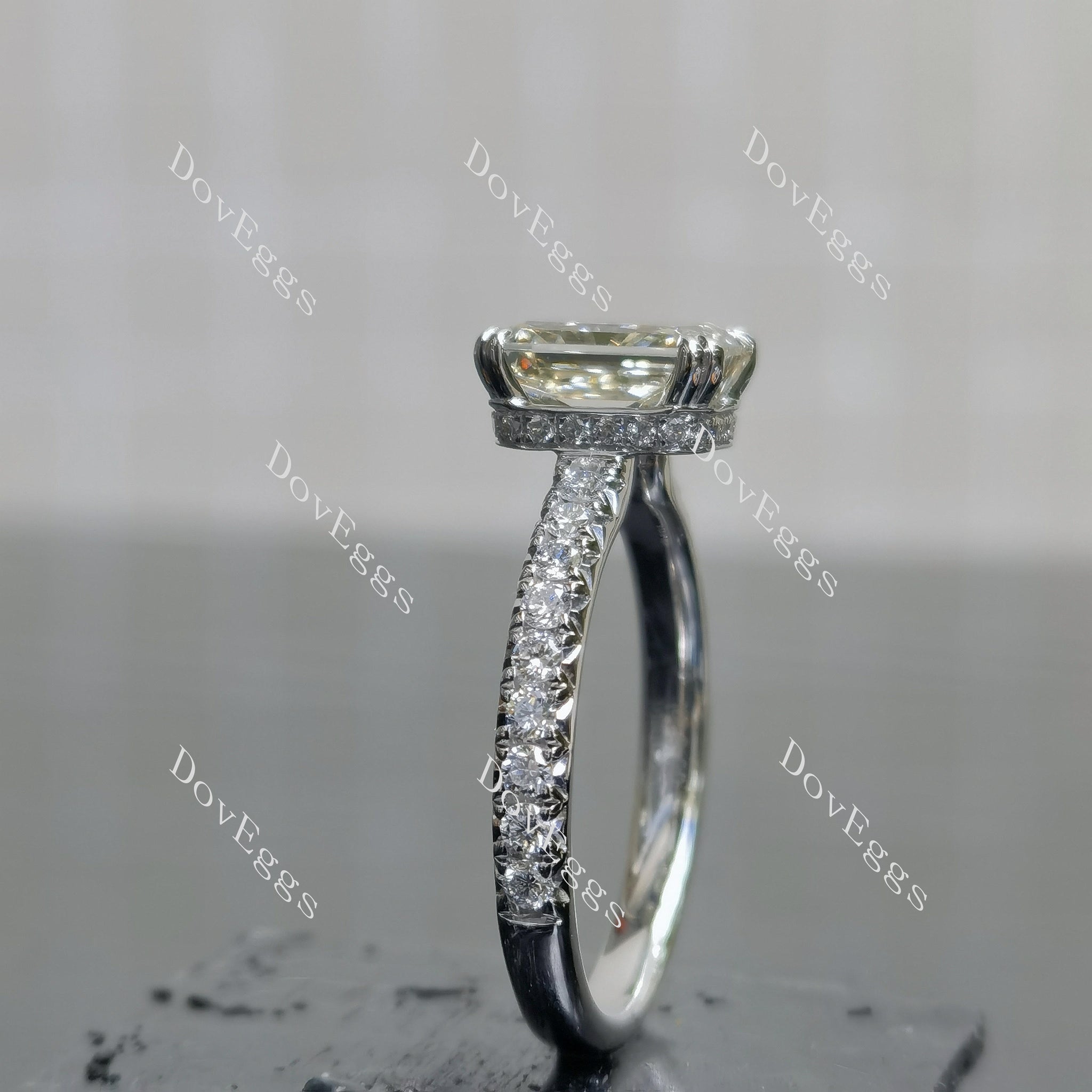 (size 7.75) Doveggs 10k white gold 2.69ct radiant Very Good lab grown diamond ring