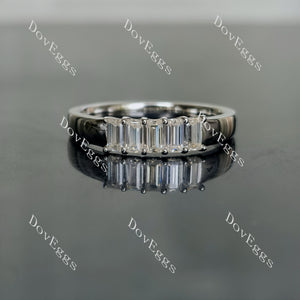 Doveggs emerald five stones moissanite wedding band