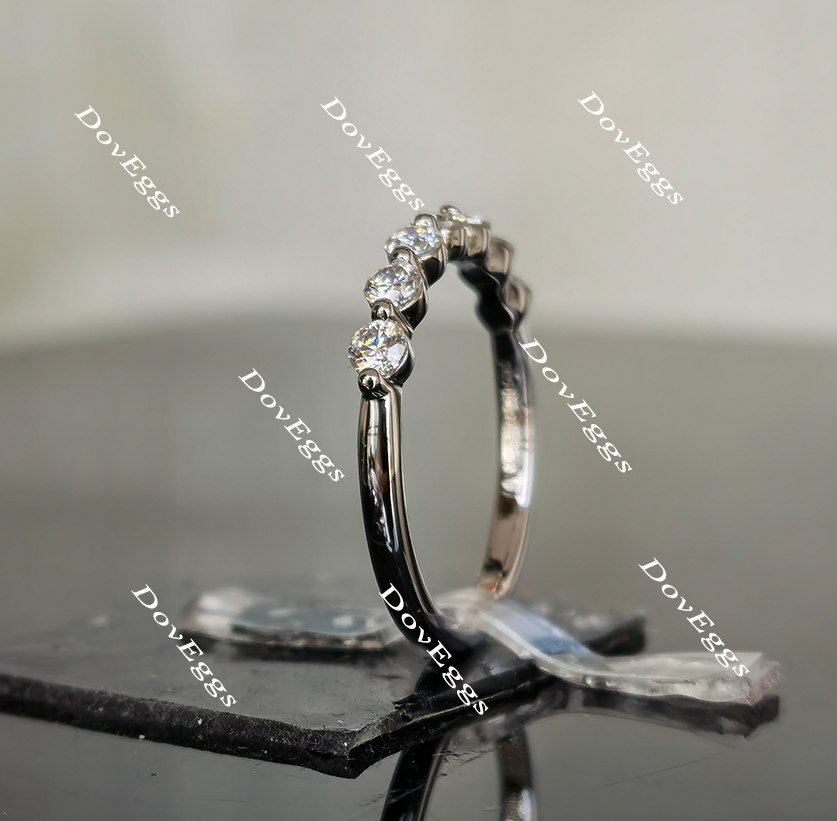 Doveggs round seven stone moissanite/lab grown diamond wedding band-2.0mm band width