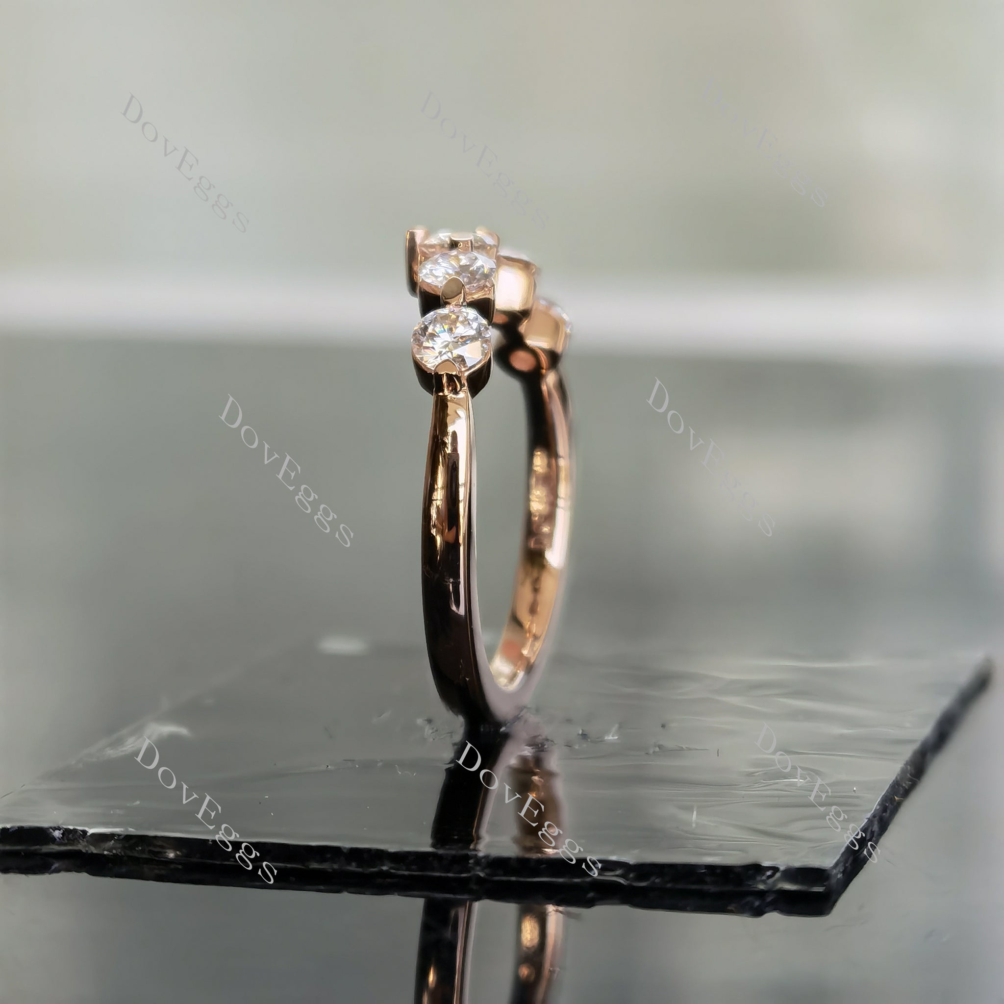Doveggs round moissanite/lab grown diamond wedding band for women-1.7mm band width