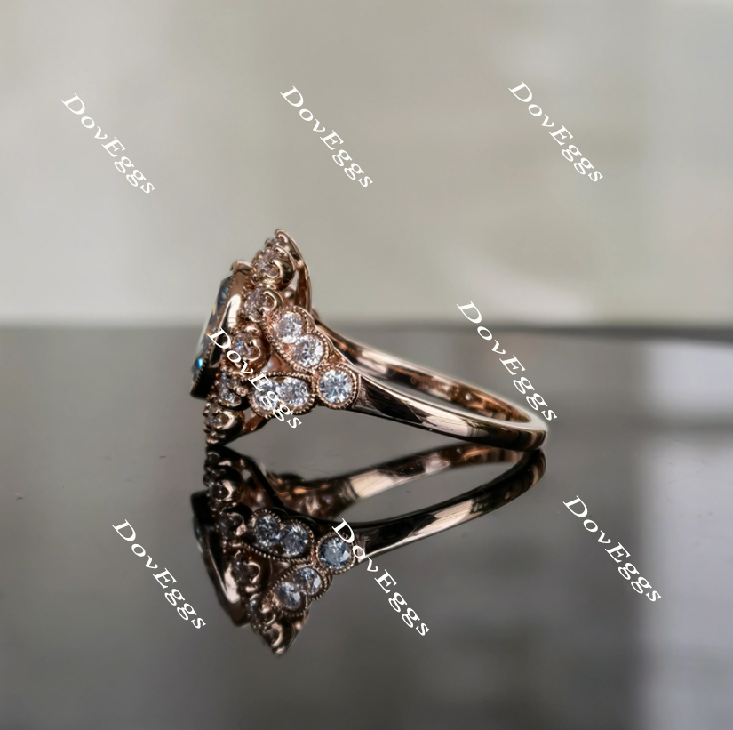 The Marisol flower shape Oval Ring