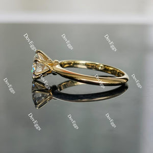 The classic 6 prongs solitaire style moissanite ring