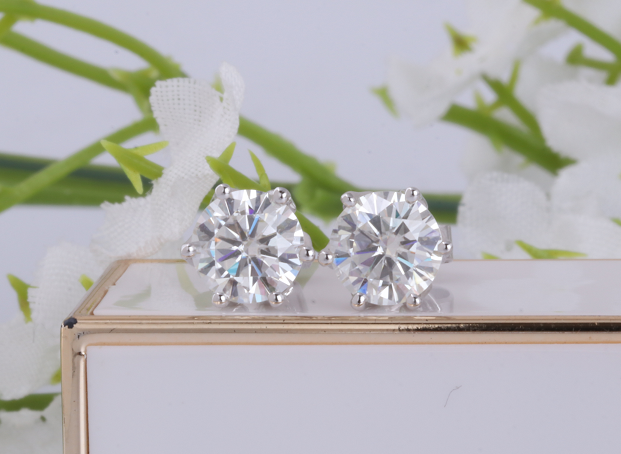 doveggs moissanite 2 carat g-h color round moissanite sterling silver stud earring