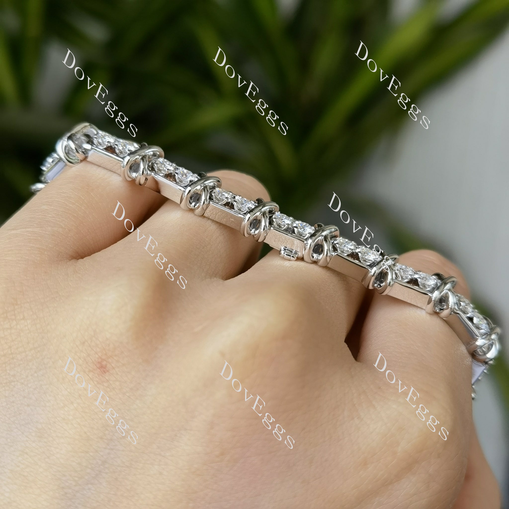 Doveggs round full eternity moissanite/lab grown diamond bracelet for women