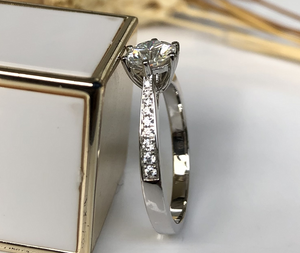doveggs solid 18k white gold 0.8 carat EF color round moissanite ring