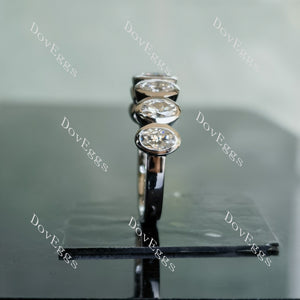 Doveggs oval seven stones bezel moissanite wedding band-2.5mm band width