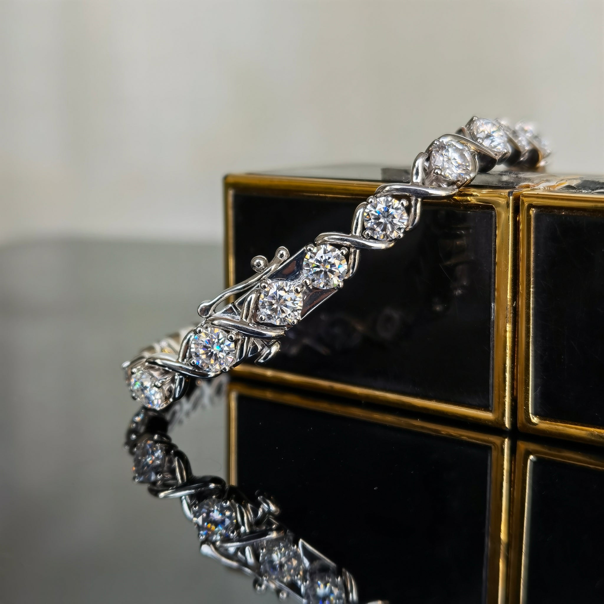 Doveggs 18.4cm length round moissanite/lab grown diamond bracelet