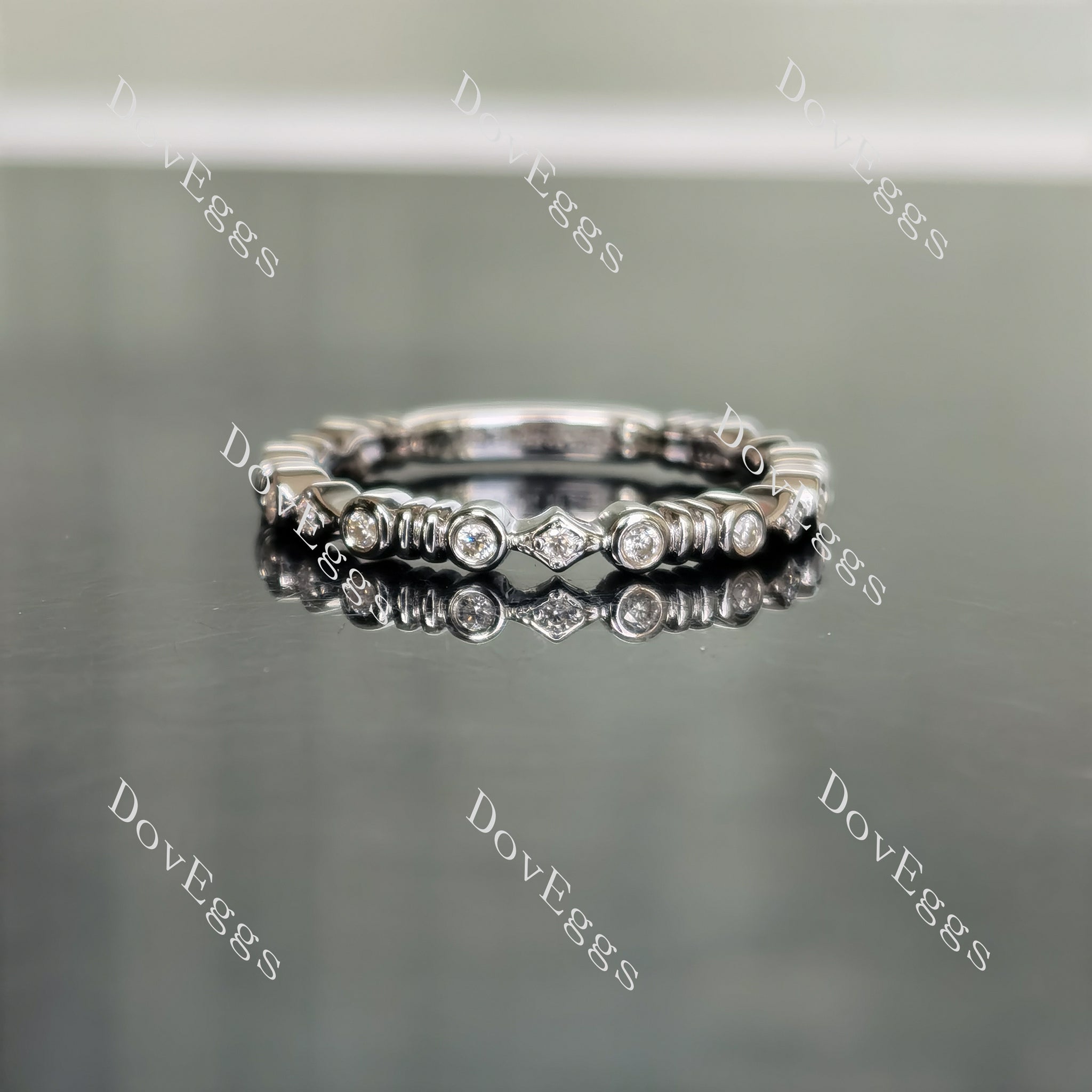 Doveggs round art deco bezel moissanite/lab grown diamond wedding band-2.0mm band width