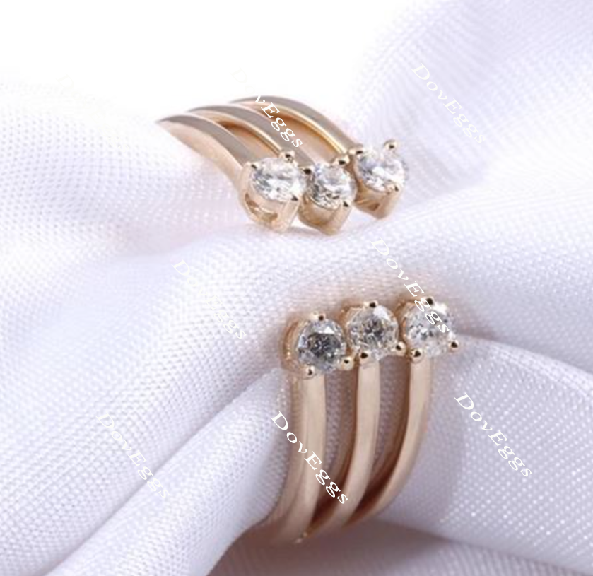 Doveggs Forever one 2.5mm moissanite /lab grown diamond wedding band