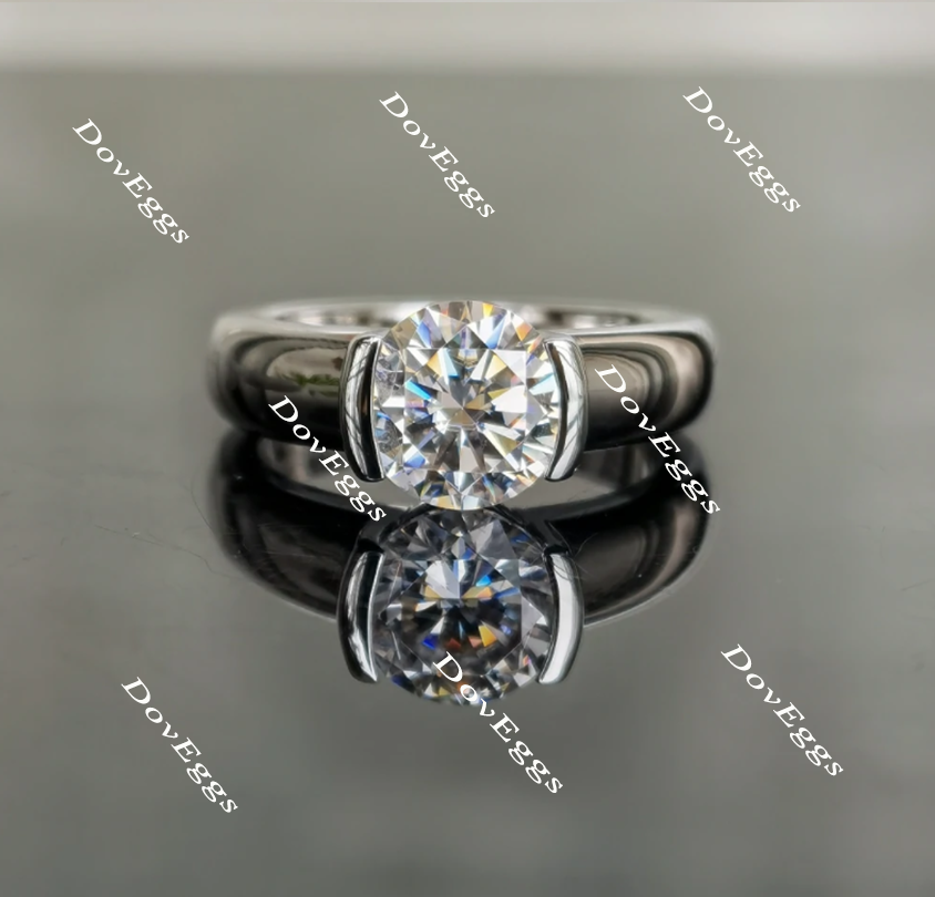 solitaire moissanite engagement ring