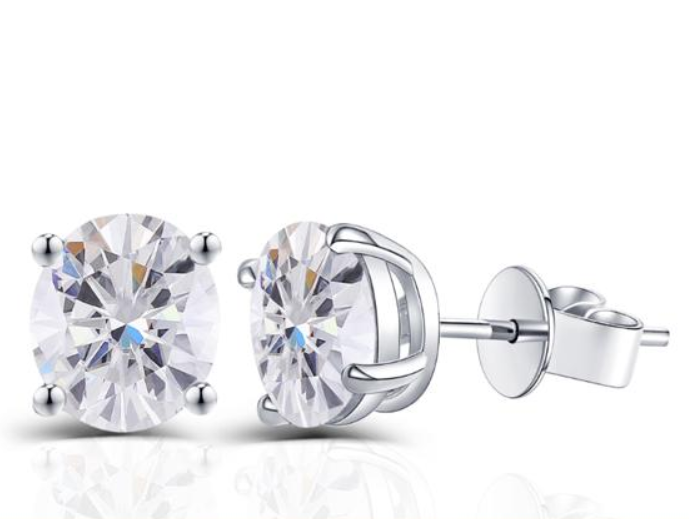 Doveggs solitaire oval moissanite stud earring for women