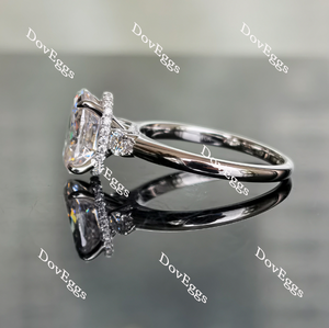 Doveggs three-stone moissanite engagement ring for women