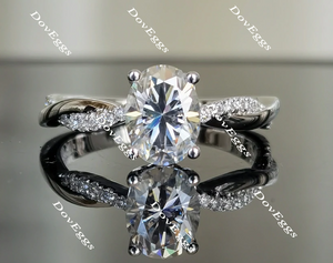 curved band moissanite ring