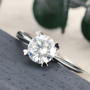 doveggs round solitaire moissanite engagement ring