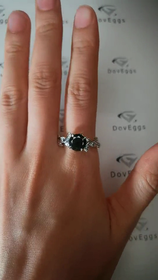 Doveggs round flower art deco black moissanite ring